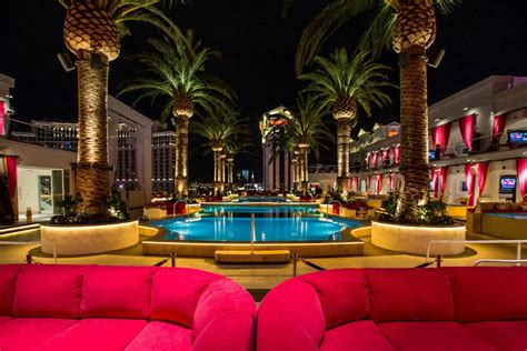 las vegas clubs reviews.